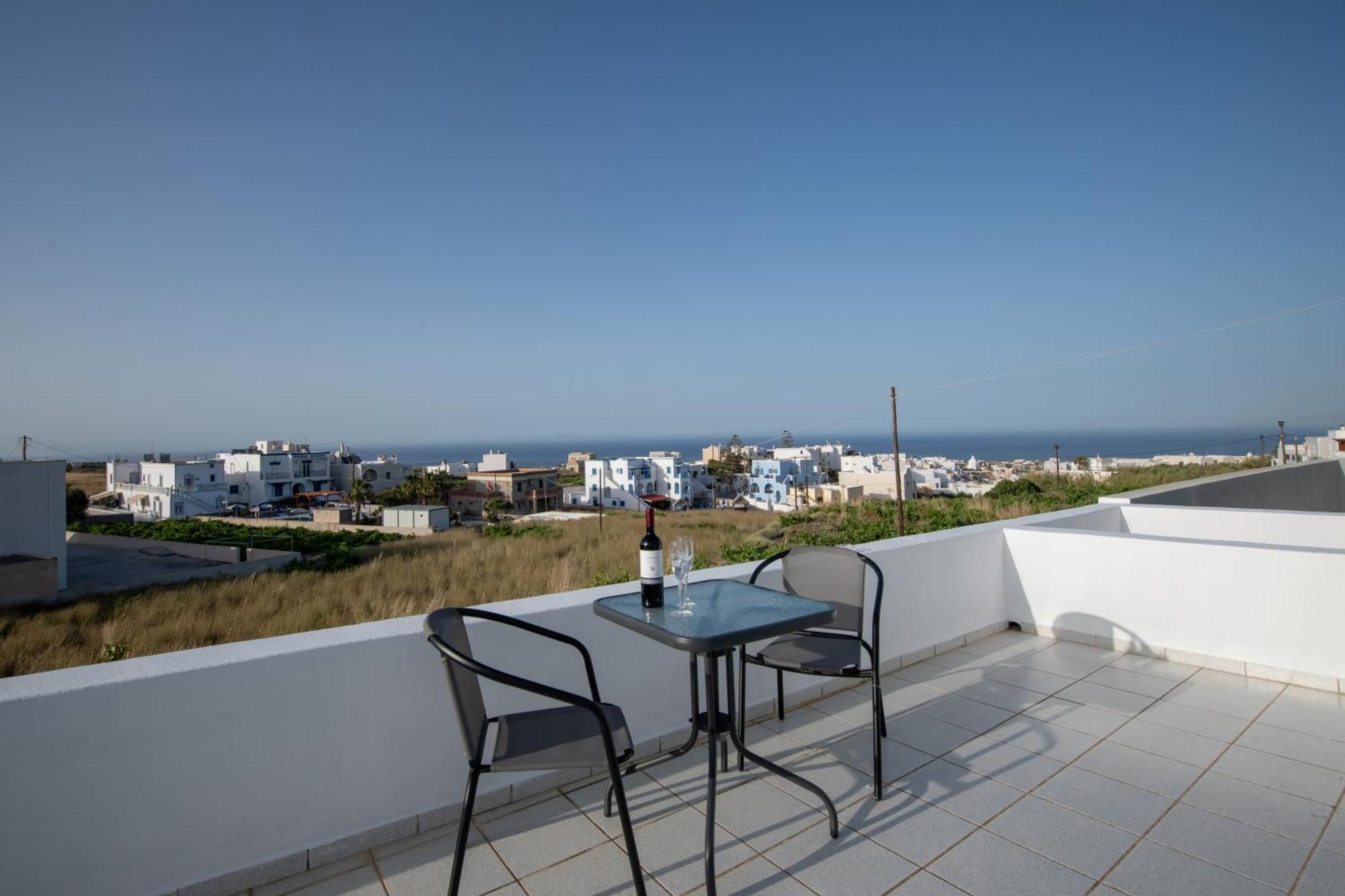 The F Suites Karterádos Eksteriør billede