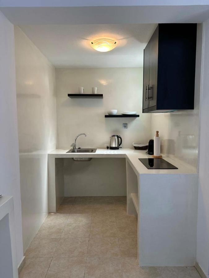 The F Suites Karterádos Eksteriør billede
